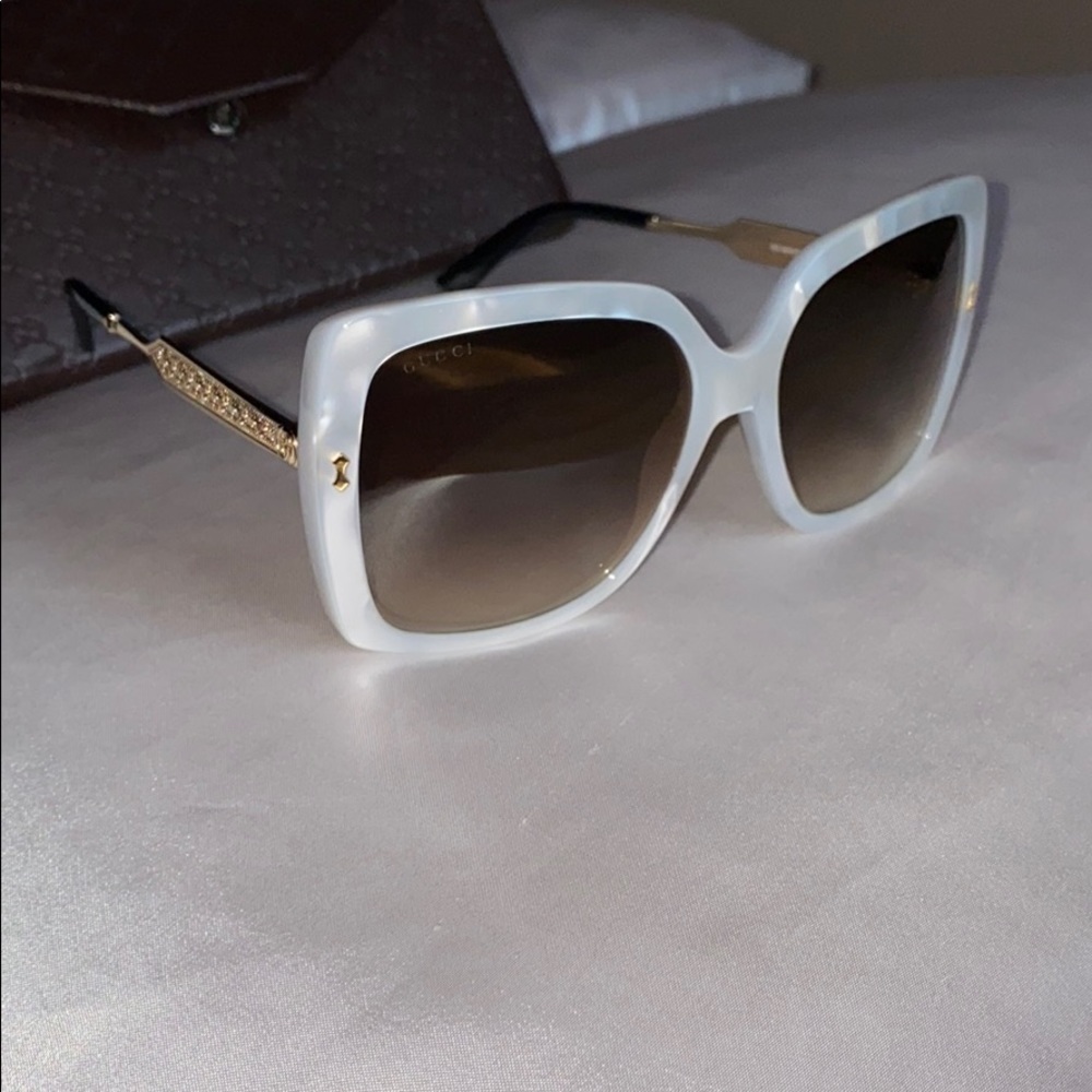 Gucci Mother Of Pearl Gold /JD brown gradient lens